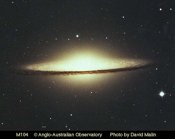 [M104 AAT image]